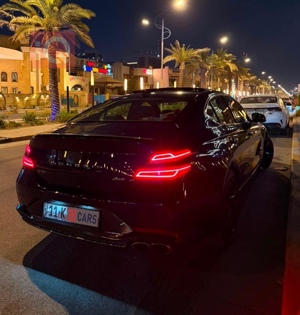 جنسس G70